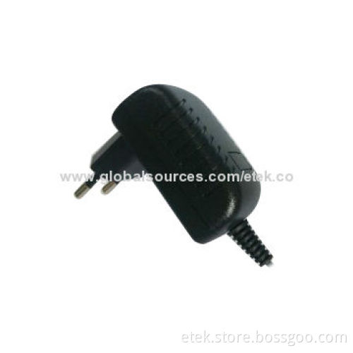 5W Series Switching Power Adapter with China AC Plug (Output Power 5W)